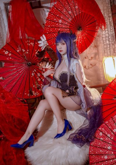 绣榻春
